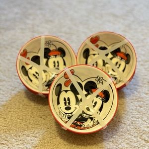 DISNEY Mickey and Minnie bowls